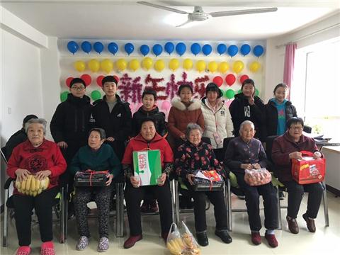 养老院院长招聘_绥中中旺双缘敬老院招聘院长,护理,清洁工厨师