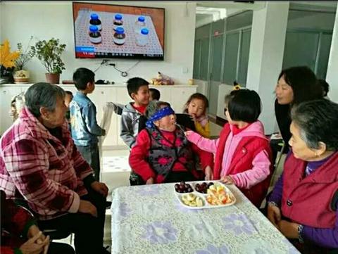 养老院院长招聘_绥中中旺双缘敬老院招聘院长,护理,清洁工厨师