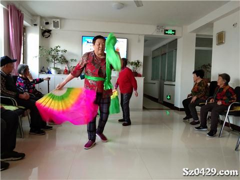 养老院院长招聘_绥中中旺双缘敬老院招聘院长,护理,清洁工厨师(2)