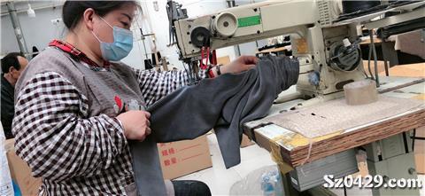 招聘缝纫工_6000元 高薪诚聘缝纫工(2)